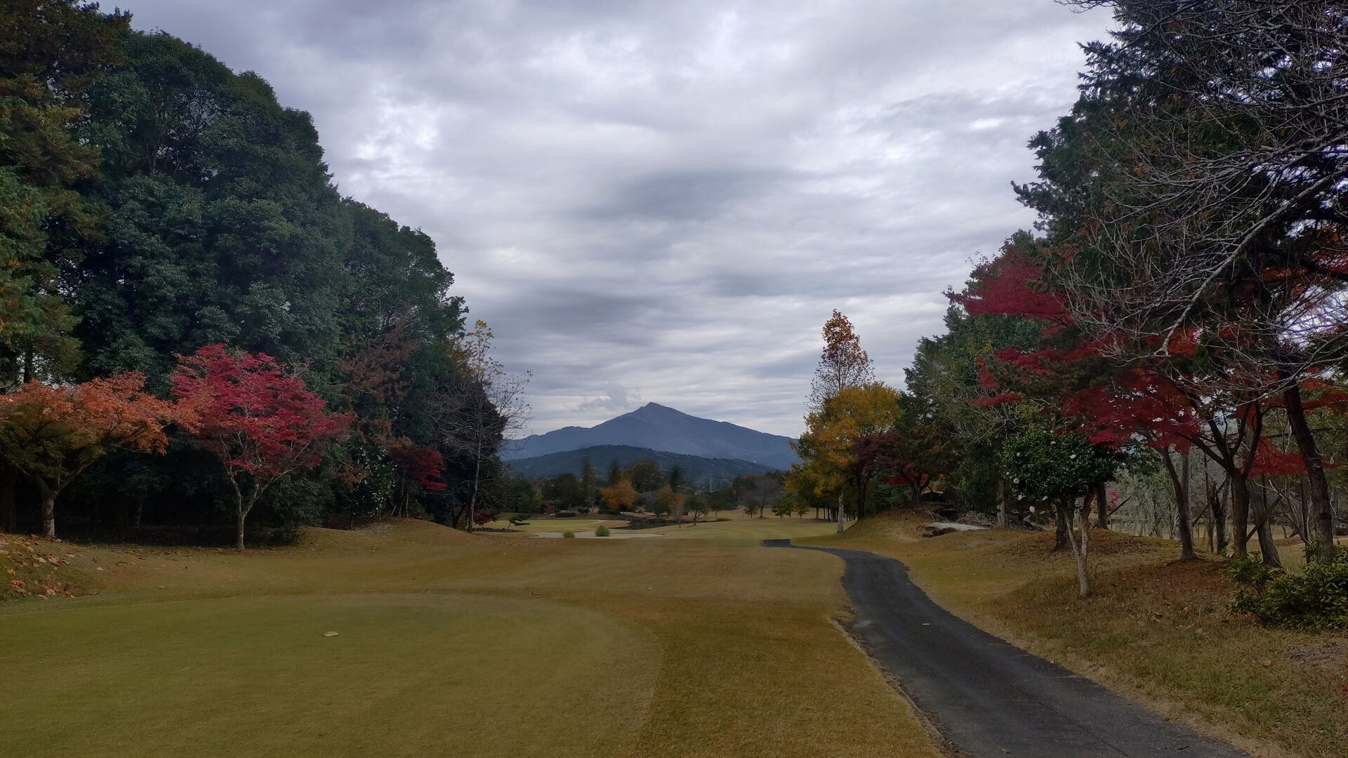 【JGMやさと石岡ゴルフクラブ】