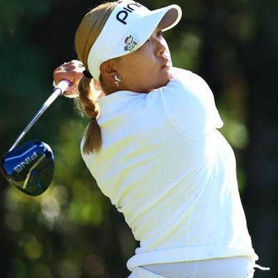 鈴木愛プロが「ツアー選手権リコーカップ」で見事な勝利を収めま